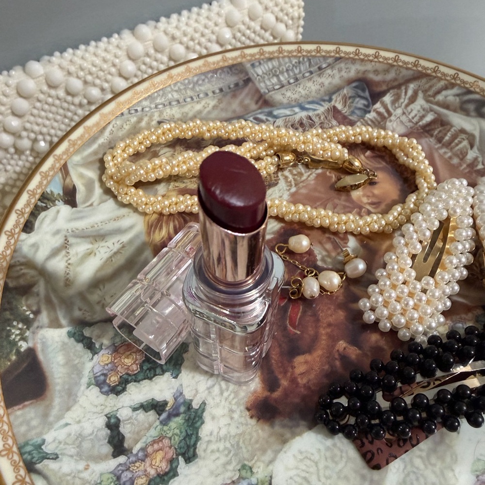 L'Oreal Deep Burgundy Lipstick